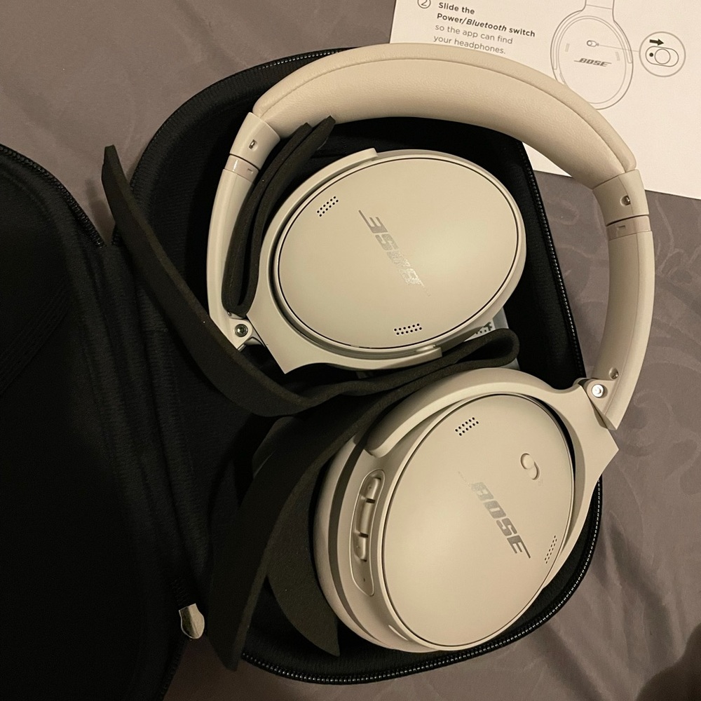 Bose Quietcomfort 45 Headphones White Smoke